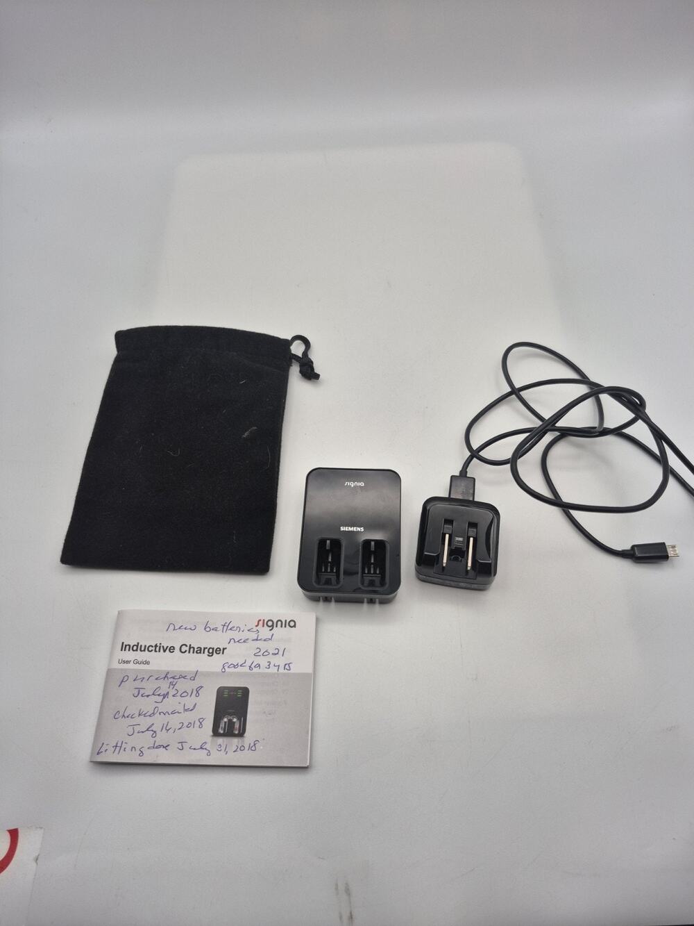 Siemens Signia Inductive Charger for Signia Hearing Aids with Charging Cable